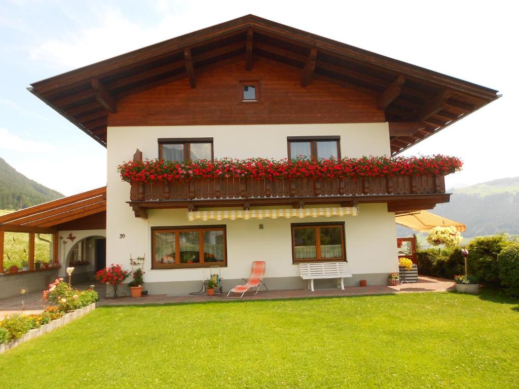 Appartement Haus Leitgeb à Telfes im Stubai Extérieur photo