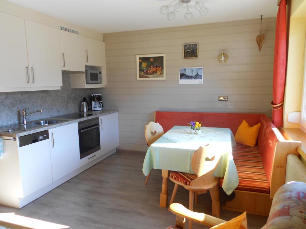 Appartement Haus Leitgeb à Telfes im Stubai Chambre photo